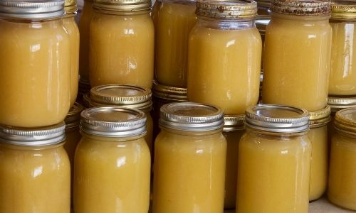 What is the best way to store applesauce?