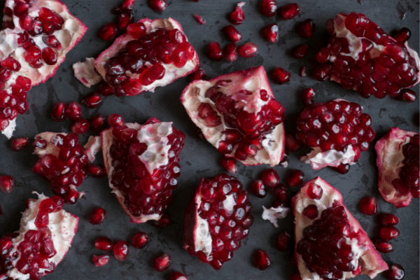 Easiest Way to Remove Pomegranate Seeds 